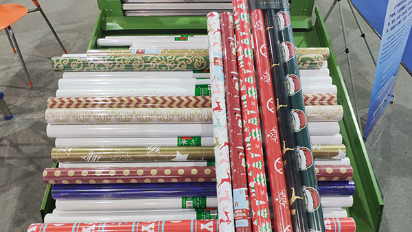 復(fù)卷機(jī)操作注意事項(xiàng)及性能特點(diǎn)有哪些？